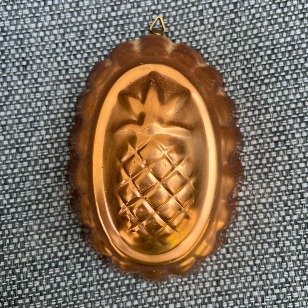 VTG Pineapple Copper Jello Mold Cake Kitchen Pan Fruit Wall Art